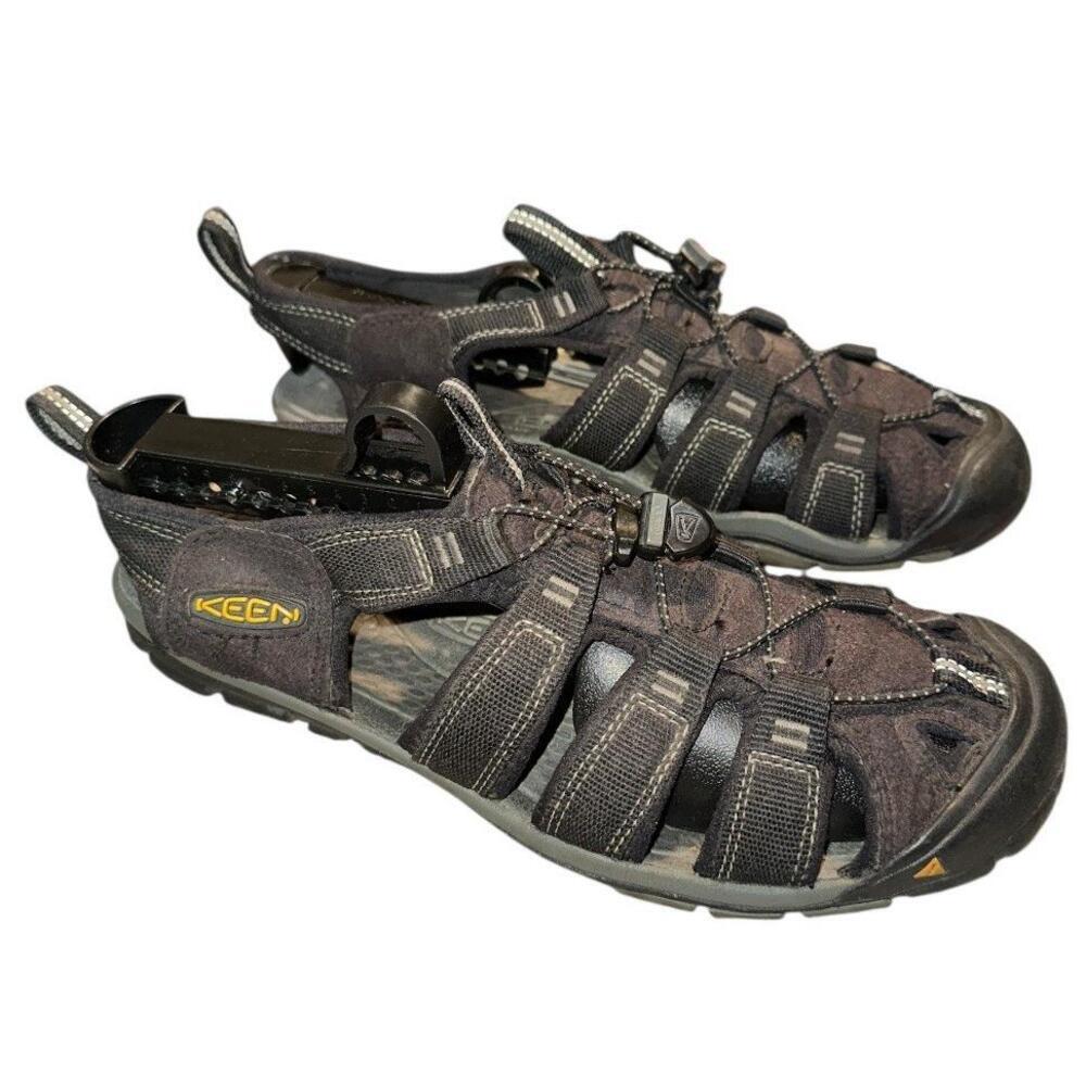 KEEN Clearwater CNX 1008660 Mens Black Outdoor Waterproof Sandals Shoes Size 8.5